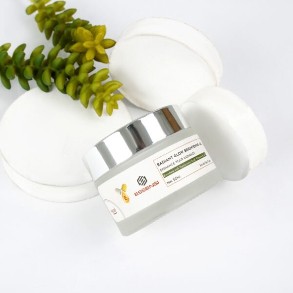 Radiant Glow Brightening Gel - Image 2