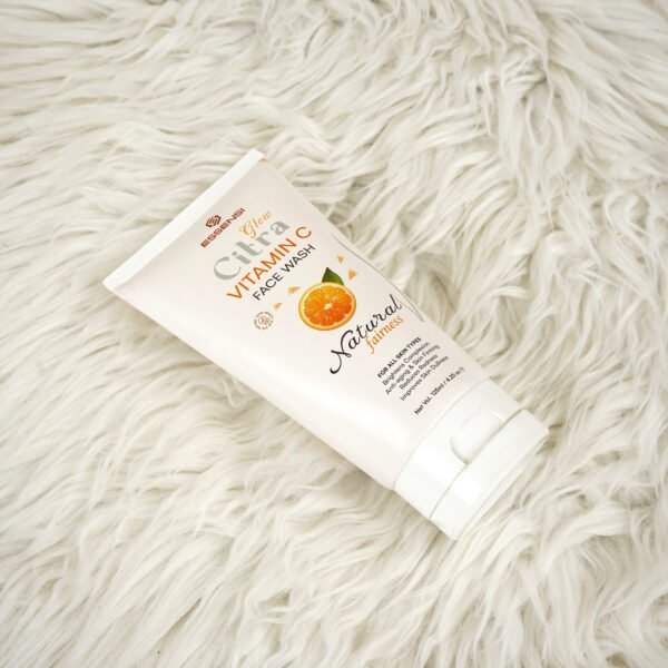 CitraGlow Vitamin C Face Wash - Image 3